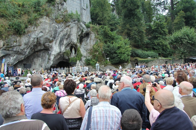 Pelgrimsreis in mei naar Lourdes: een reis vol hoop en inspiratie.